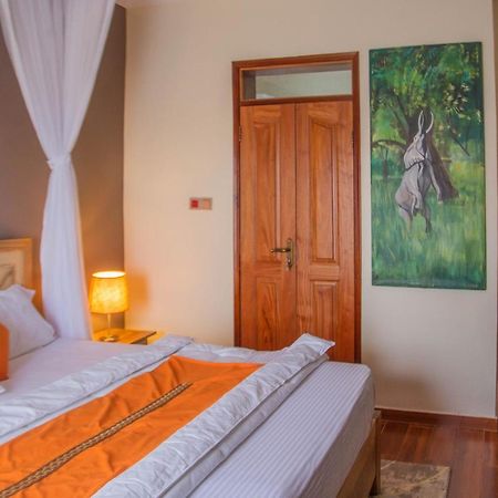 Savannah Suites Lubowa 外观 照片
